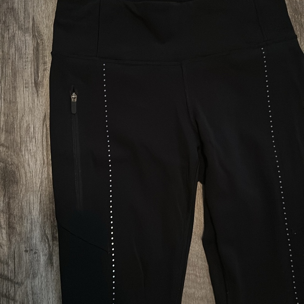 LULULEMON FAST AND FREE REFLECTIVE LEGGINGS - Picture 3 of 7